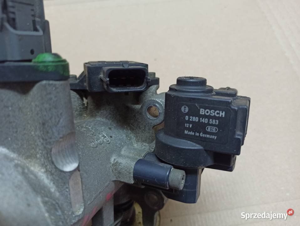 Nissan Micra K11 przepustnicą Bosch 0280140583