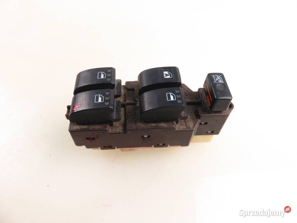 PANEL SZYB DAIHATSU SIRION M3