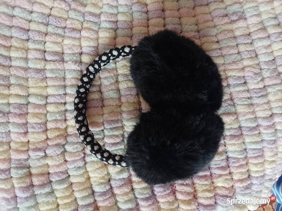 Futrzane nauszniki na głowę z Madrytu Top Moda i Styl Kraków sprzedam