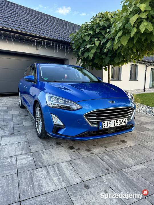 Ford Focus Titanium 15 diesel 2018 bezwypadkowy niebieski Przeworsk
