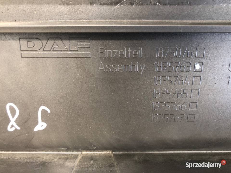 SCHOWEK KABINY LEWY DAF XF Ciągnik siodłowy