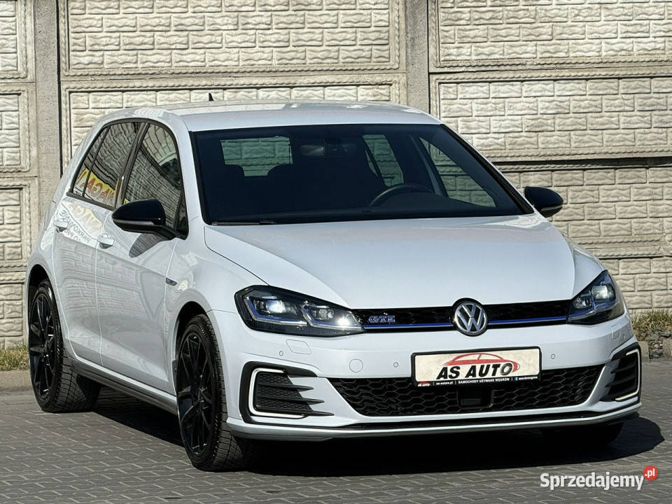 Volkswagen Golf 14 GTE PlugInHybrid DSG 204 Węgrów