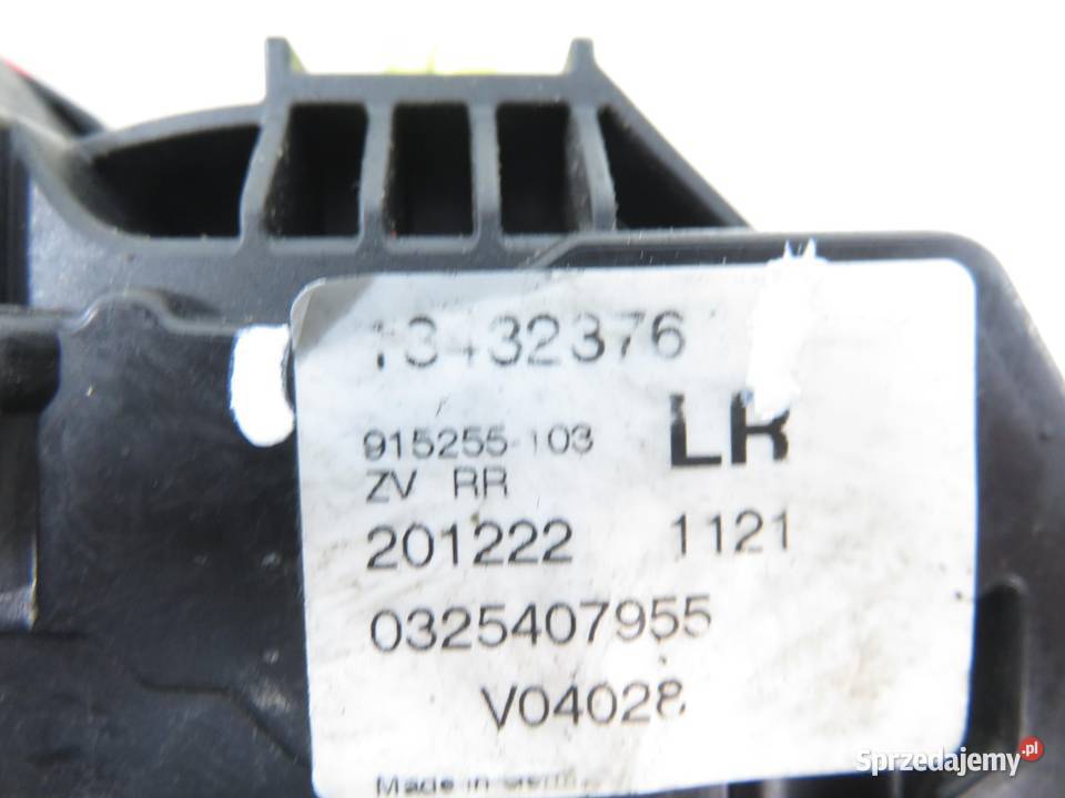 ZAMEK LEWY TYLNY OPEL MERIVA B MPV S10 13432376 osobowe Motoryzacja