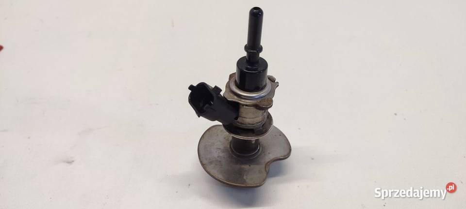 VW TIGUAN II WTRYSKIWACZ ADBLUE 7LA131113A