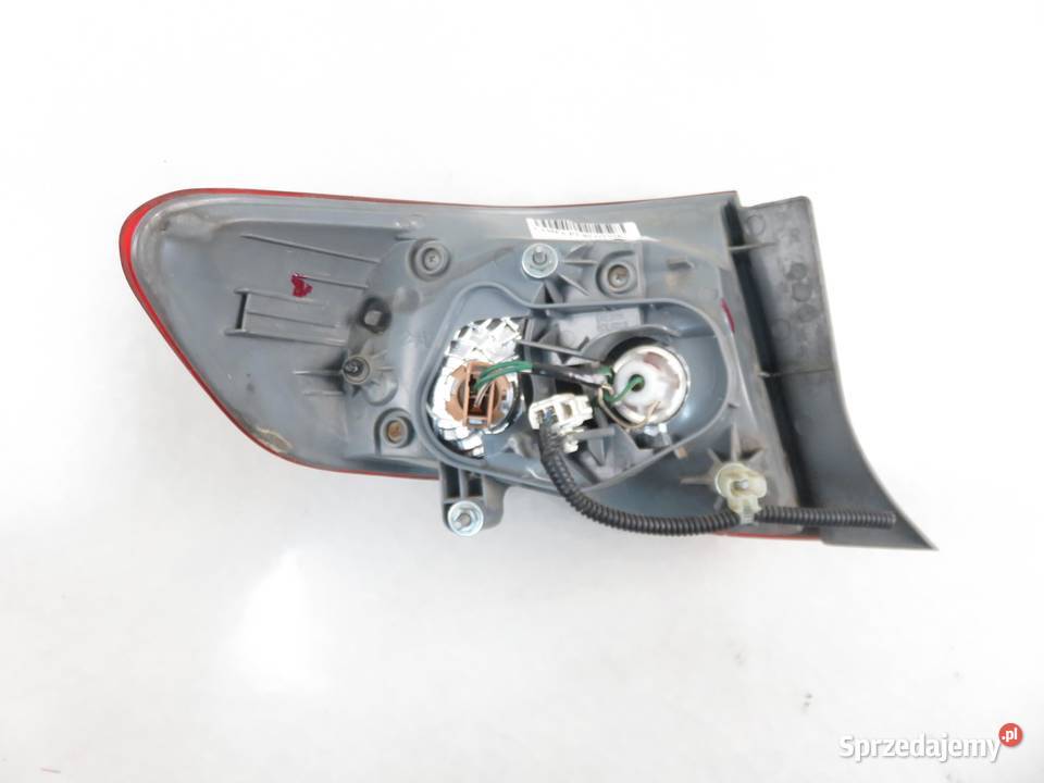 LAMPA PRAWA TYLNA TOYOTA COROLLA E15 SEDAN małopolskie