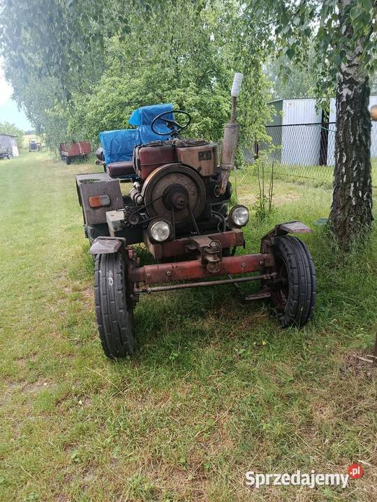 Traktor Es 15 Lipnik