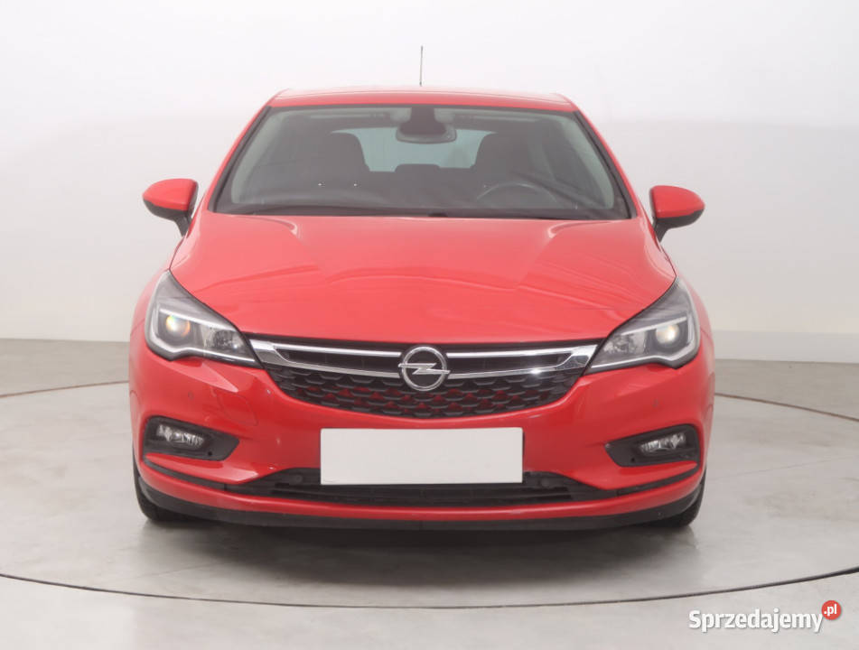 Opel Astra 14 T 4/5