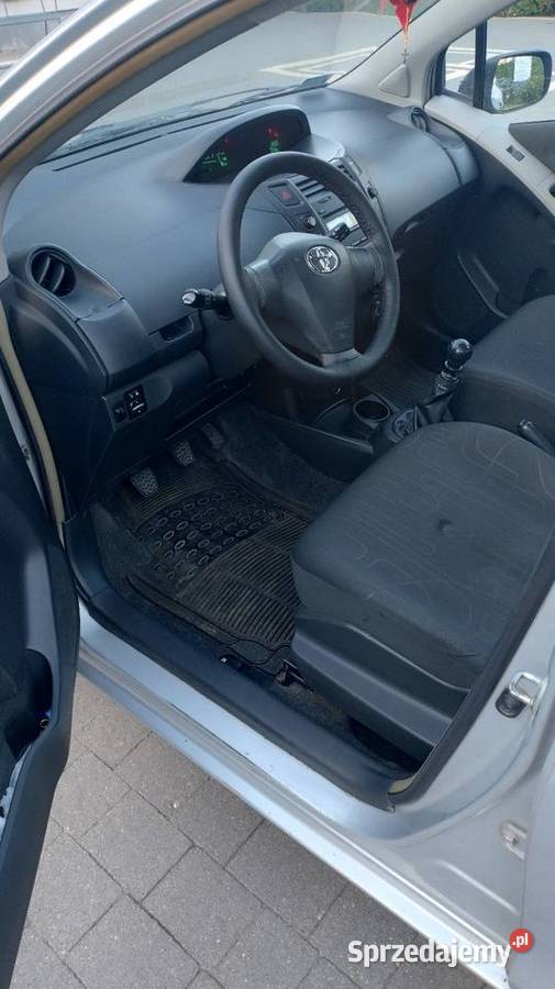 Toyota Yaris II sprzedam