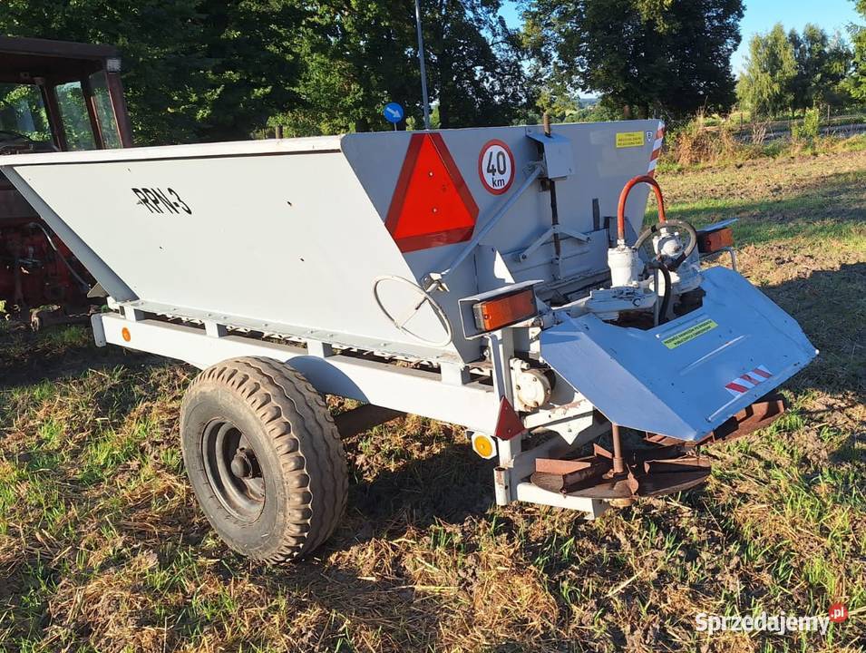 Rozsiewacz wapna 35ton w originale łańcuchowy z warmińsko-mazurskie Pasłęk