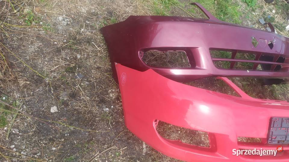 Toyota Corolla sedan kombi e12 zderzak przód Byków