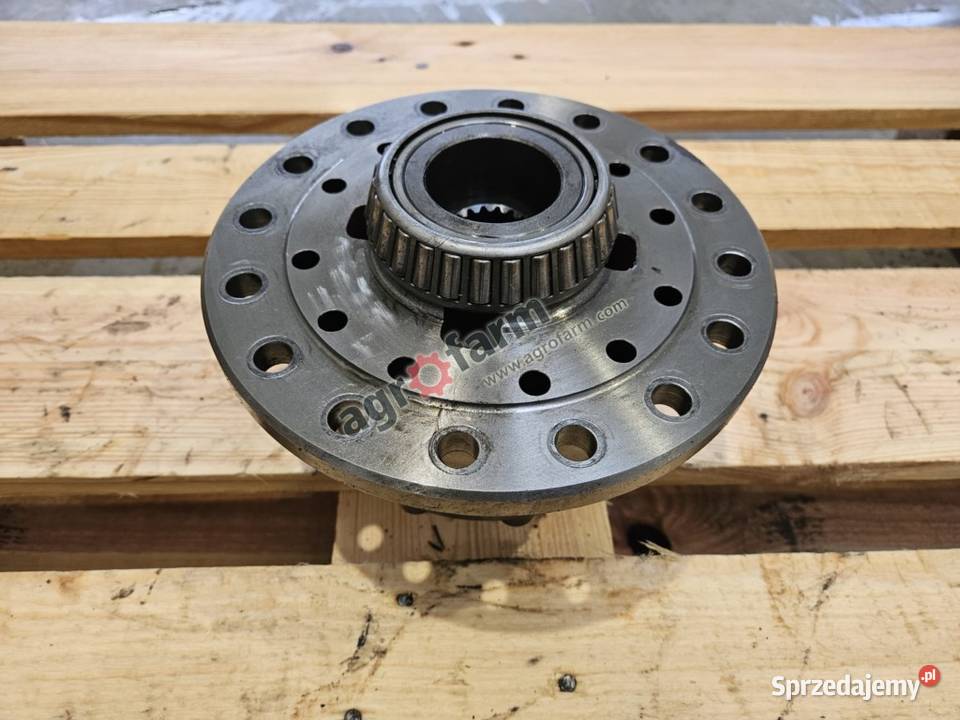 Mechanizm różnicowy Massey ferguson 8250 8260 Byków