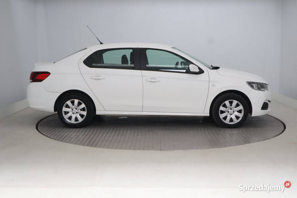 Peugeot 301 12 PureTech Zabrze