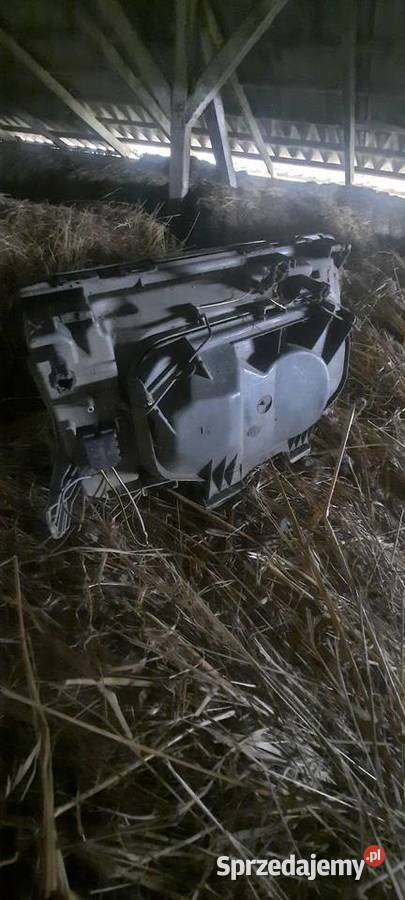 Lampa mercedes 124 hela