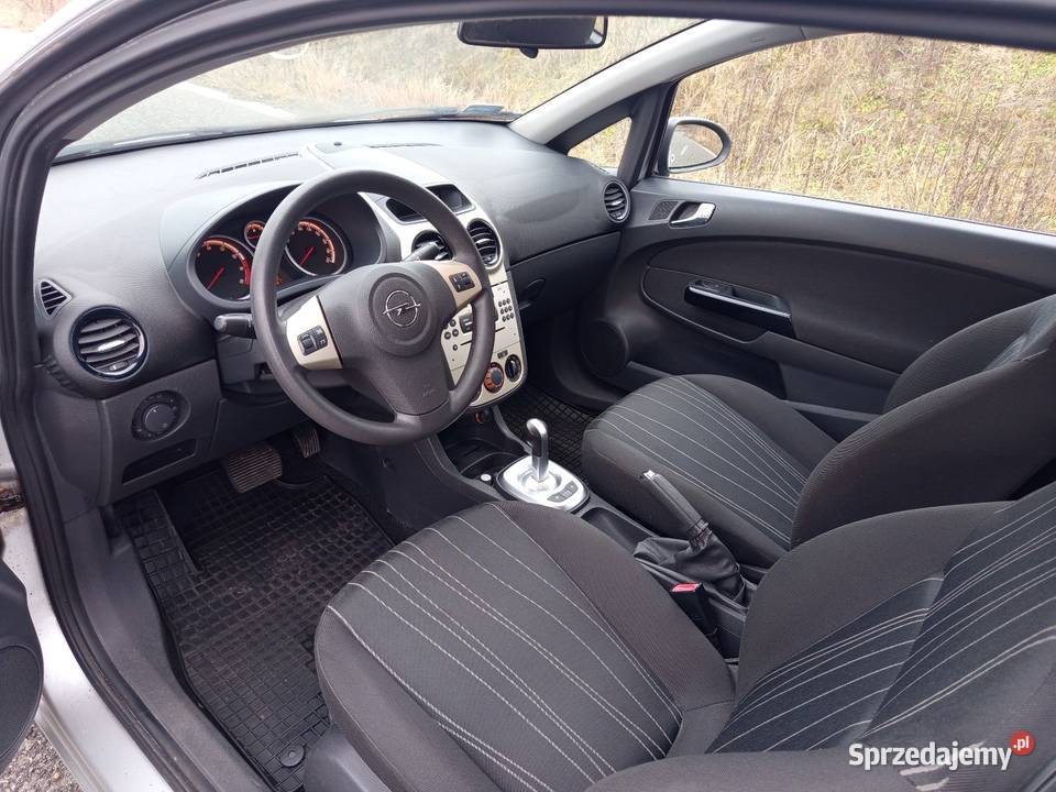 Opel Corsa D 12 58 przebiegu Jaworzno
