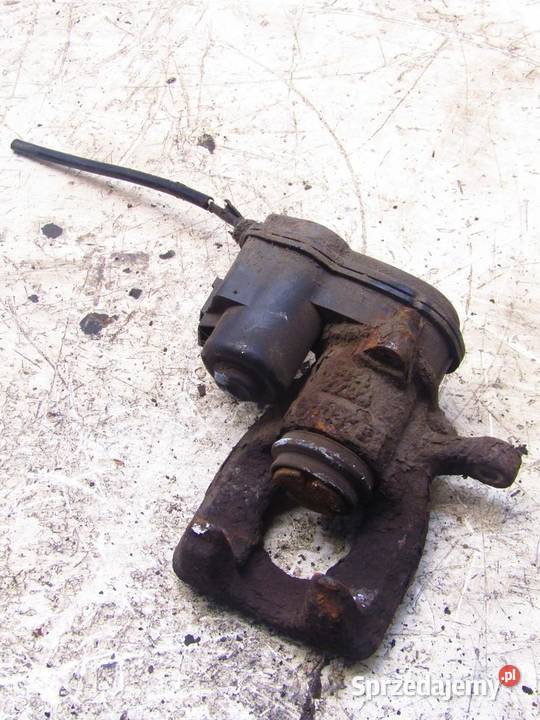 ZACISK HAMULCOWY PRAWY PRAWA TYLNY 16 DCI NISSAN