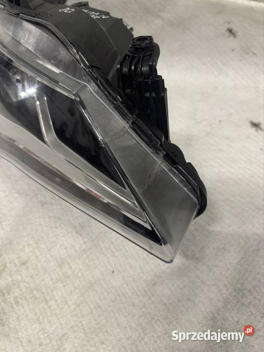 Lampa prawy przód Seat Ibiza IV Lift 1217 sprzedam