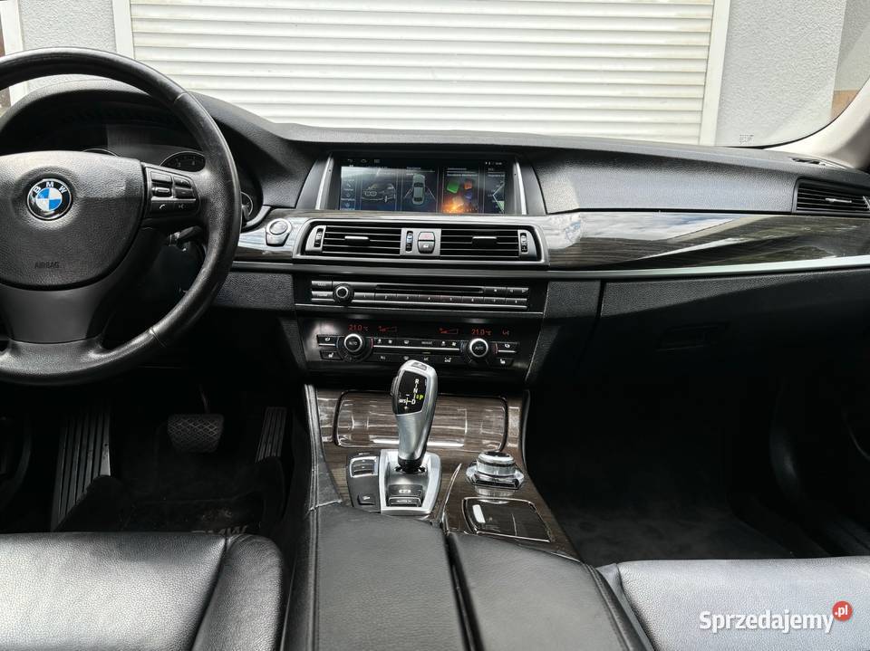BMW Seria 5 528i xDrive