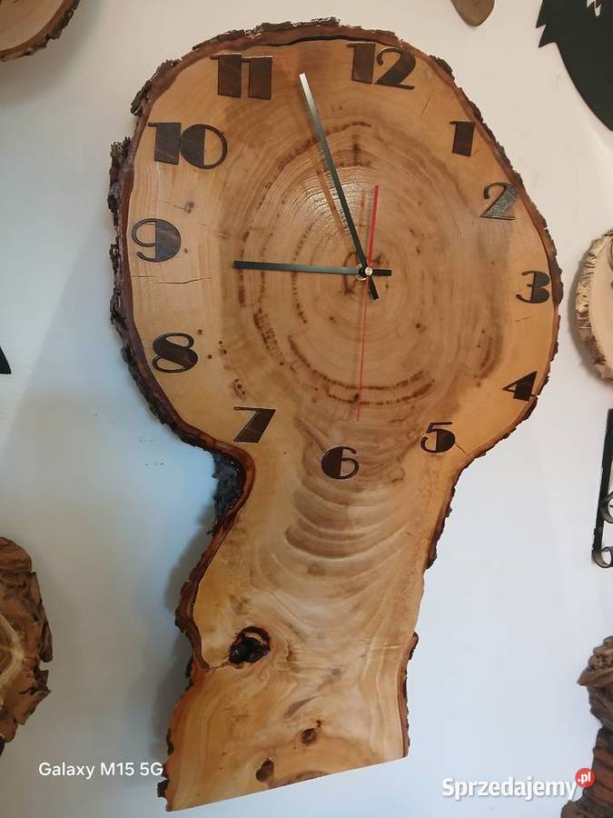 Zegar z plastra drewna z korą Skawina
