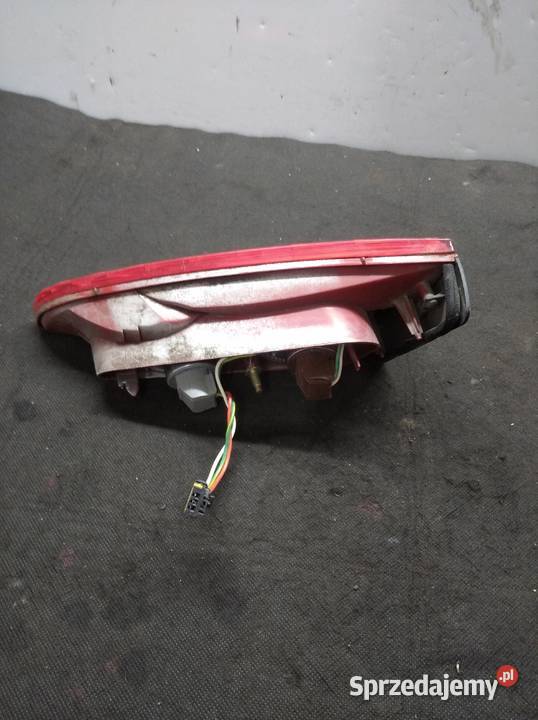 Peugeot 607 lampa lewy tył w klapę wielkopolskie Swarzędz