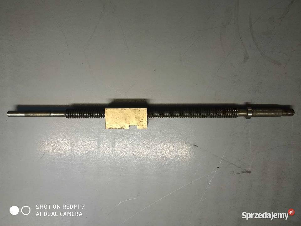 Śruba pociągowa z nakrętką do tokarki TUG40 Wrocław