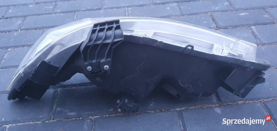 TOYOTA COROLLA E15 lampa przód prawa WYSYŁKA sprzedam