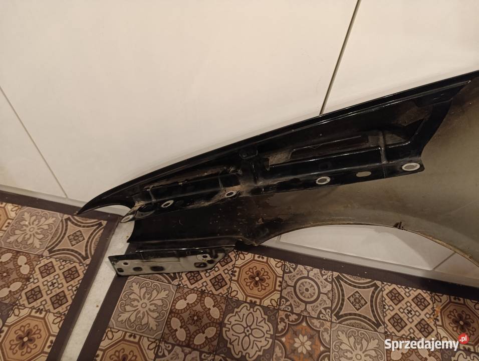 Błotnik prawy Caddy Turan Wyszków