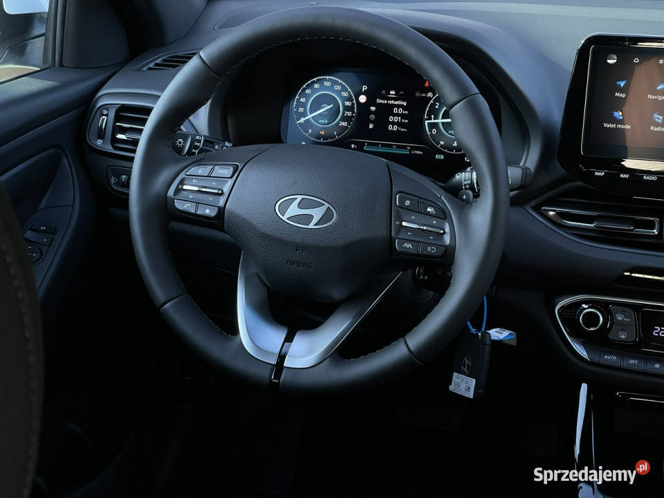 Hyundai i30 16 TGDI 7DCT 150 SMART Wagon Piotrków Trybunalski sprzedam