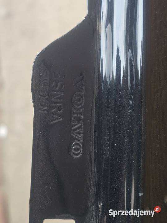 Błotnik Lewy przód Volvo V60 Hybyda Hybrid 717 w osobowe