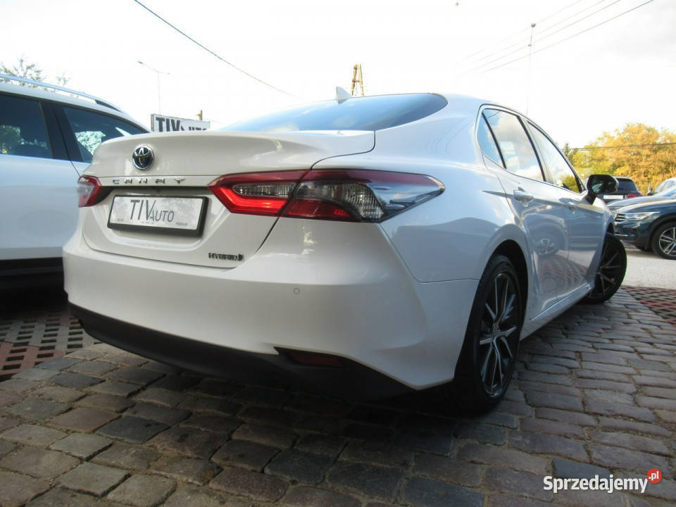 Toyota Camry BEZSZKODOWY Kamera NAVI Salon elektryczne lusterka sprzedam