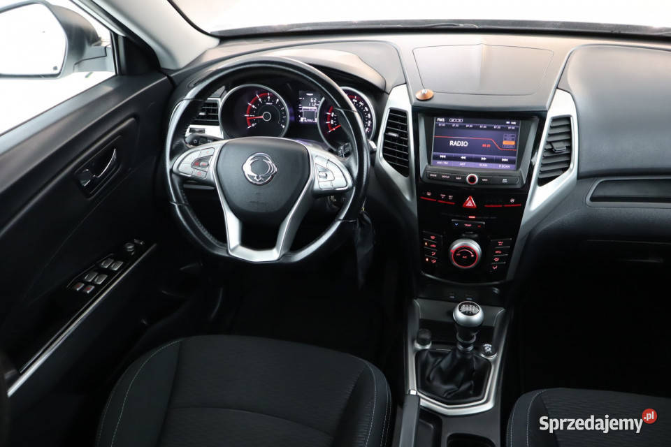 SsangYong Tivoli 16 eXGi radio