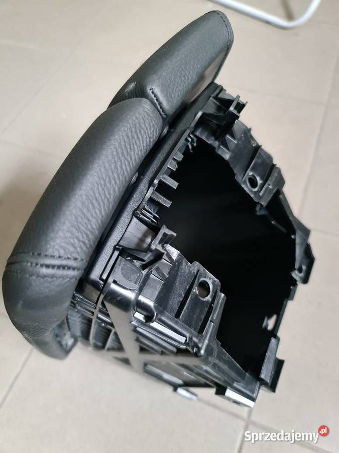 BMW X5 F15 F16 podłokietnik czarna skóra 5116 Puszczykowo