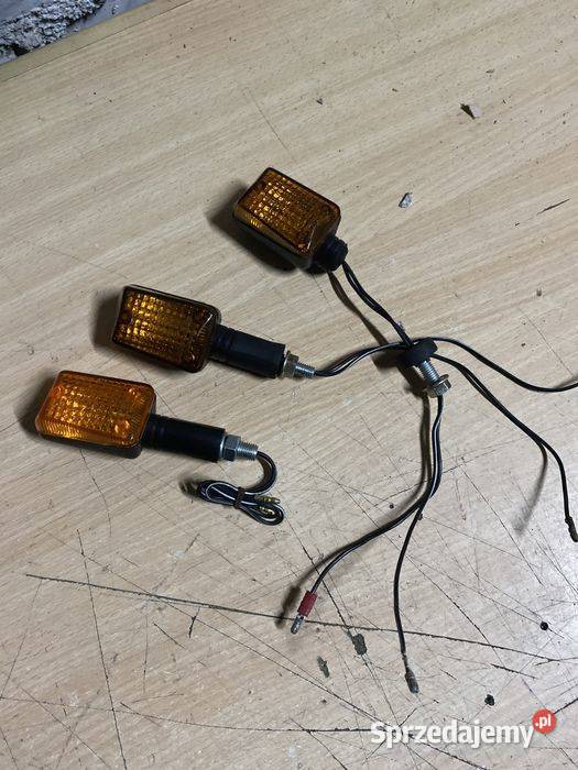 Yamaha FZ 750 Kierunkwoskazy Prawy Lewy przód wielkopolskie