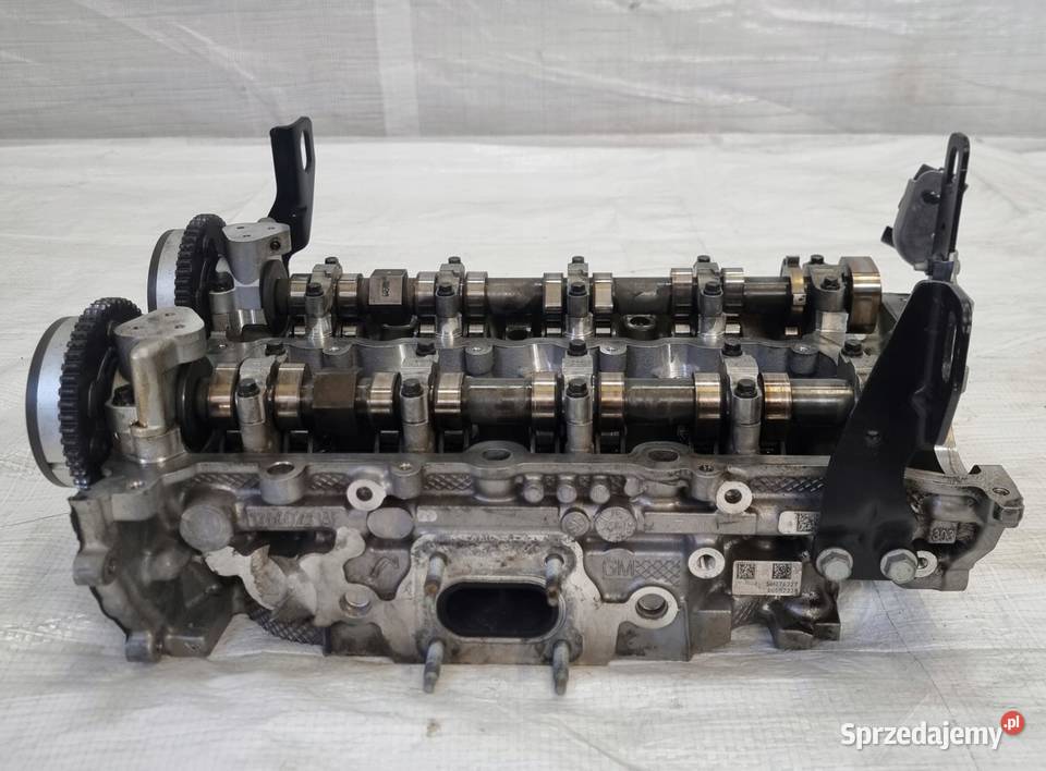 Głowica Opel Astra K V 14 Turbo 12660233AE osobowe