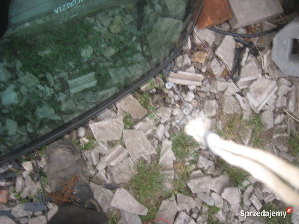 Szyba tylna klapy tył tylnej Renault Scenic II Kraków