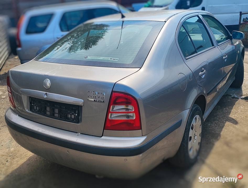 Skoda Octavia klapa tył osobowe