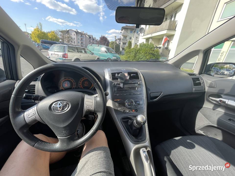 Toyota Auris 16 benzyna nieuszkodzony opolskie