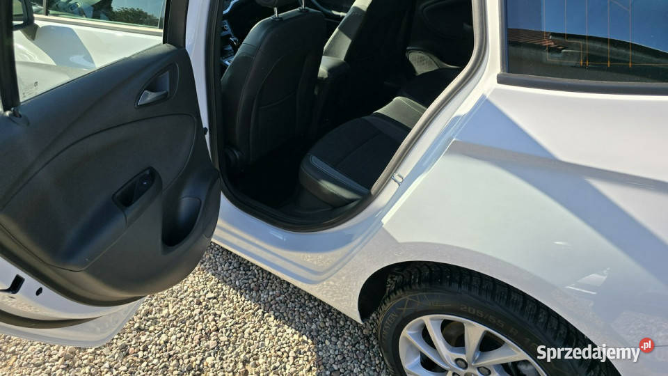 Opel Astra Benzyna Automat K 20152021 gniazdo SD Zieleniewo