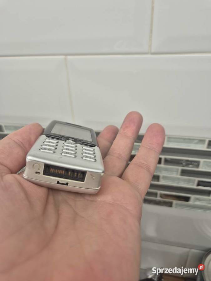 Telefon Sony Ericsson T610