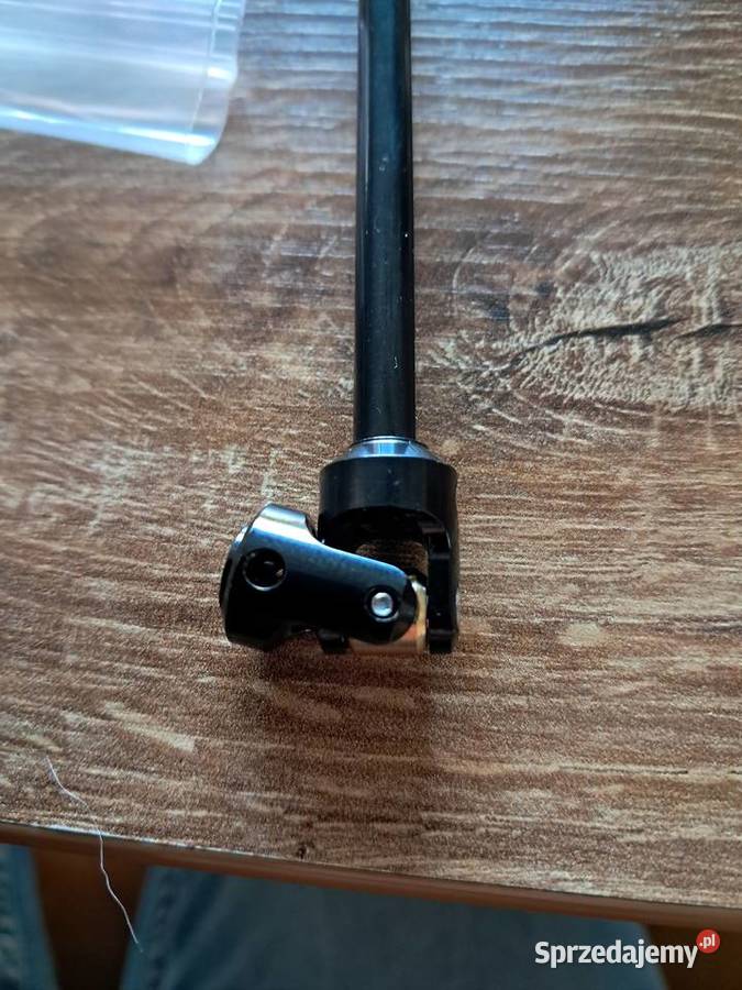 nowy wał napędowy z przegubem do modeli Sandomierz sprzedam