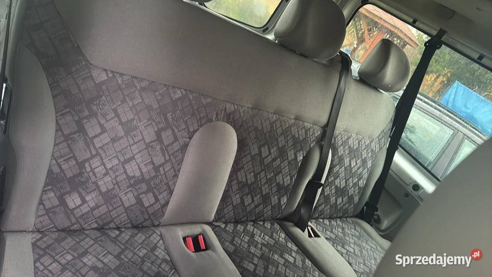 Opel Vivaro 9 osobowy wersja long