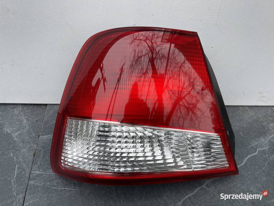 HYUNDAI ACCENT 2 LEWA LAMPA TYŁ wielkopolskie