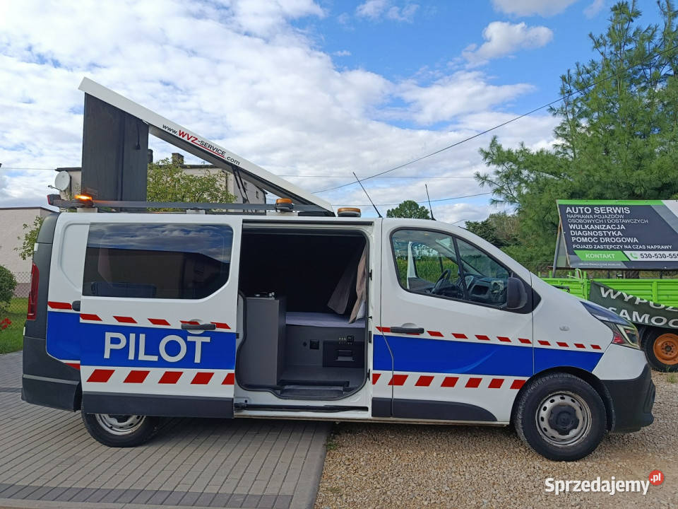 Renault Trafic 2021 PILOT łóżko webasto klima ESP Chełm Śląski