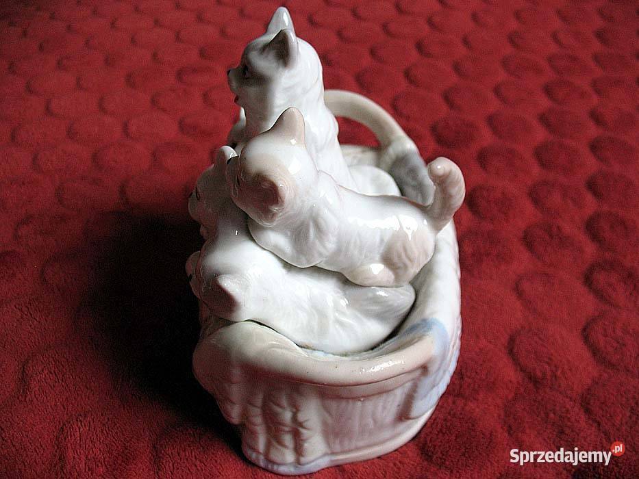 Kot rodzina cudownych kotów porcelana 14 x 16 x wielokolorowy sprzedam