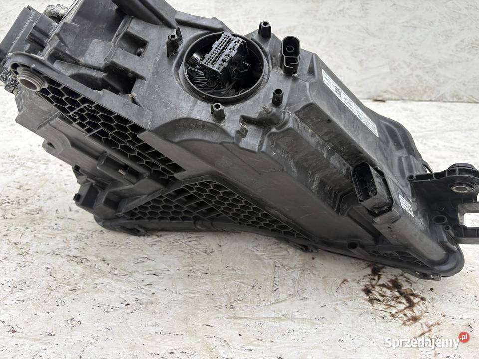 SKODA SUPERB 3 III LIFT LEWA LAMPA PRZÓD FULL Motoryzacja