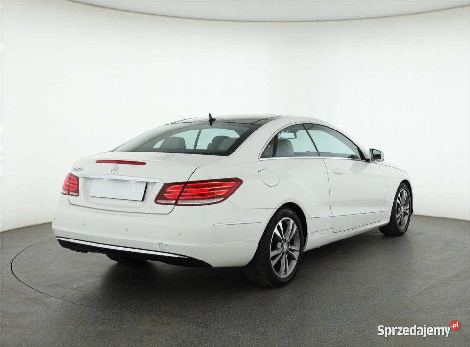Mercedes E E 200 Piaseczno