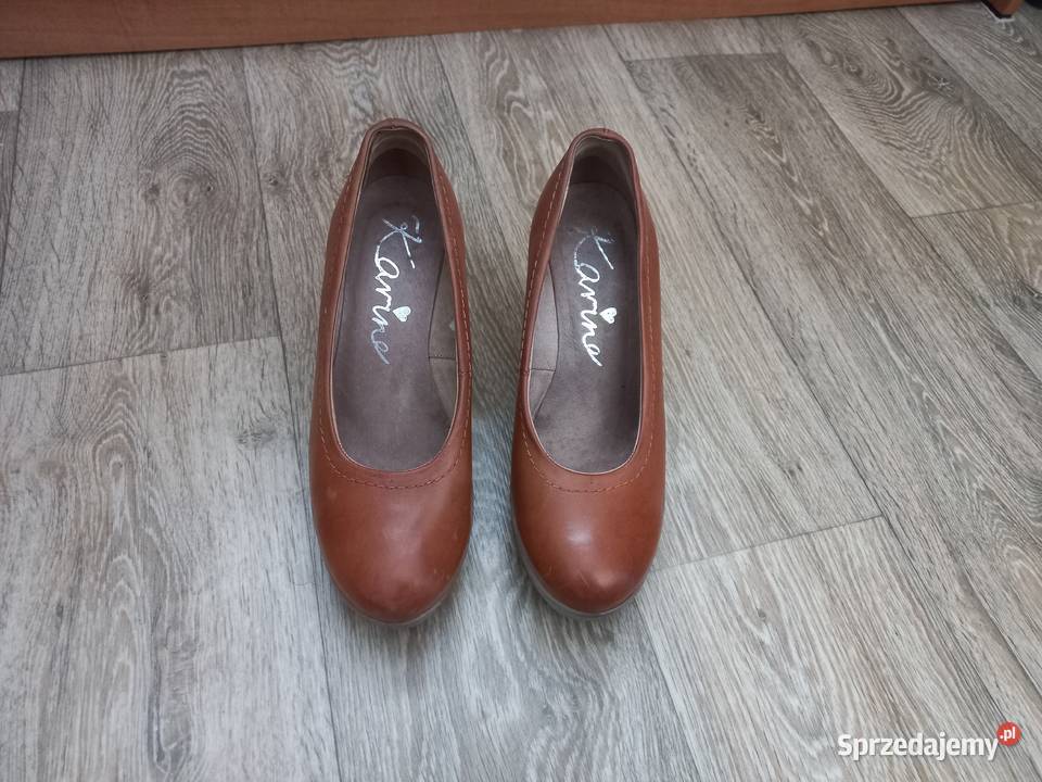 Buty skórzane czułenka pantofle na koturnie 39 Czółenka Puławy
