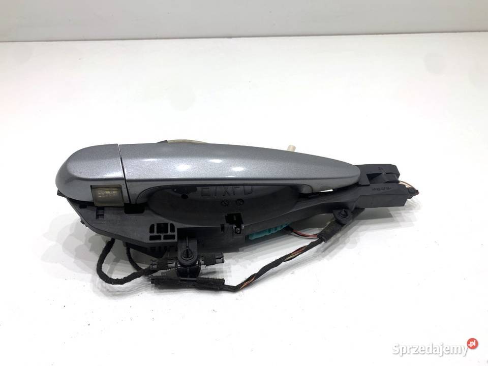 KLAMKA ZEWNĘTRZNA PRAWY PRZÓD BMW E71 7209882