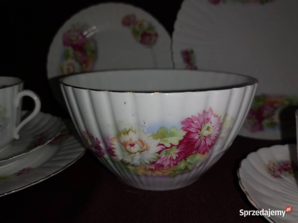 Filiżanka z talerzykiem deserowym z kwiatami syg pomorskie Gdańsk