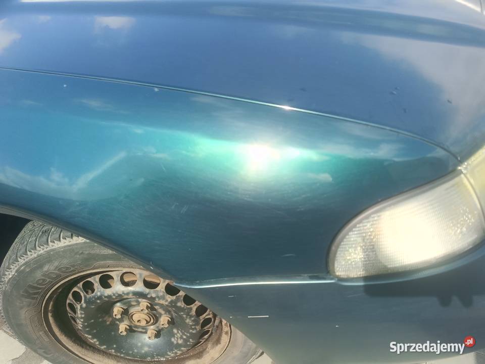 Błotnik Prawy LZ6U Audi A4 B5 a47 osobowe Motoryzacja Myszków