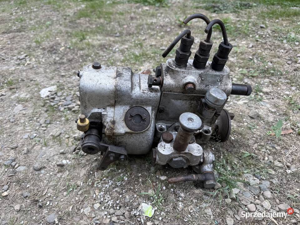 Pompa wtryskowa 3 sekcyjna